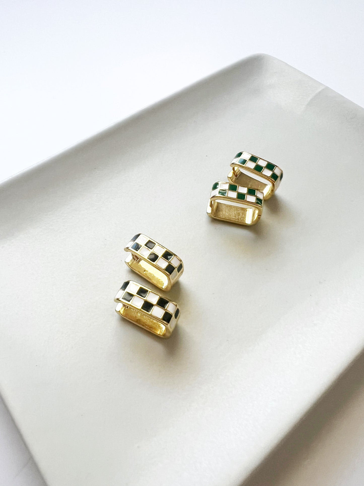 The Checker Hoops
