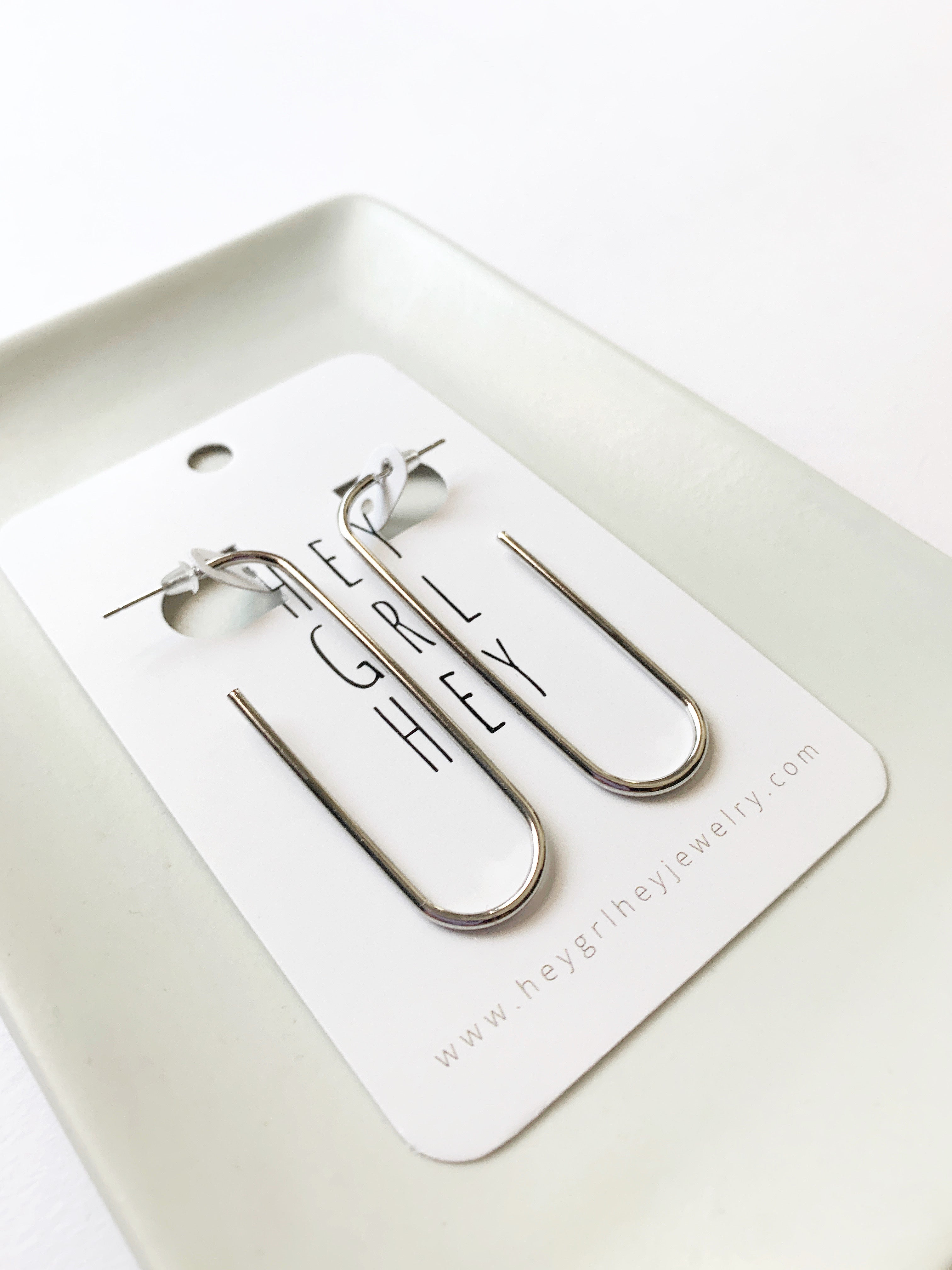 The Paperclip Hoop Earrings in Silver