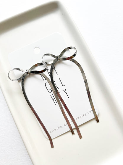 The Bexley Bow Earrings in Silver