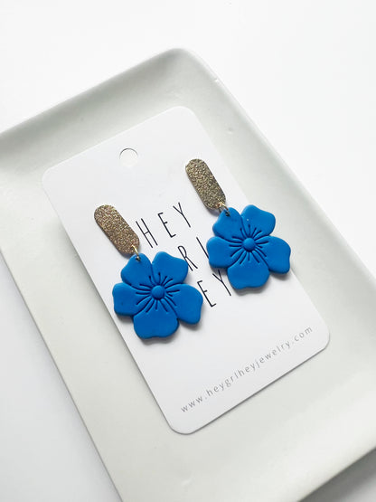 The Cessia Flower Earrings