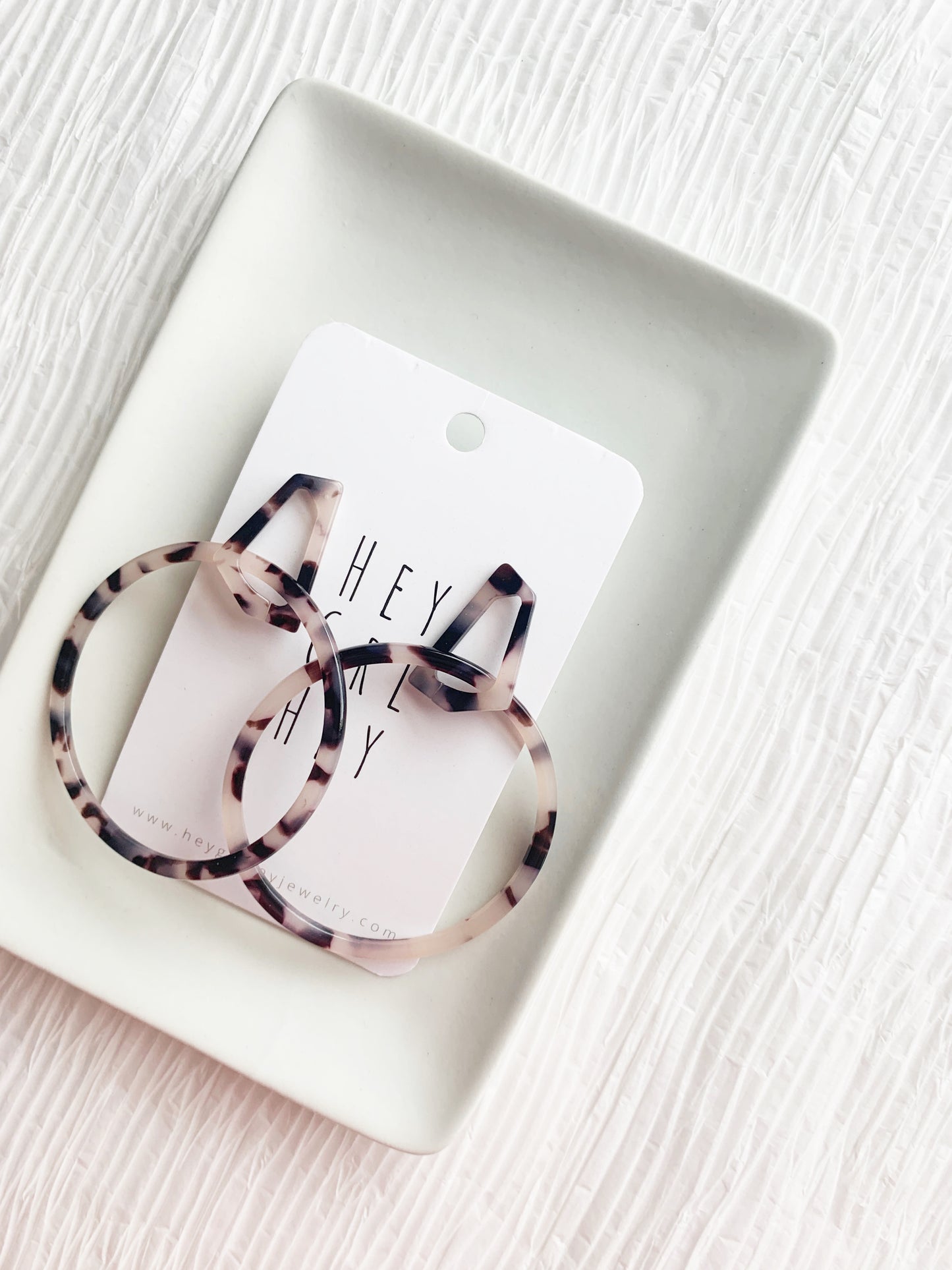 The Hoopla Earring in Blonde Tortoise Shell