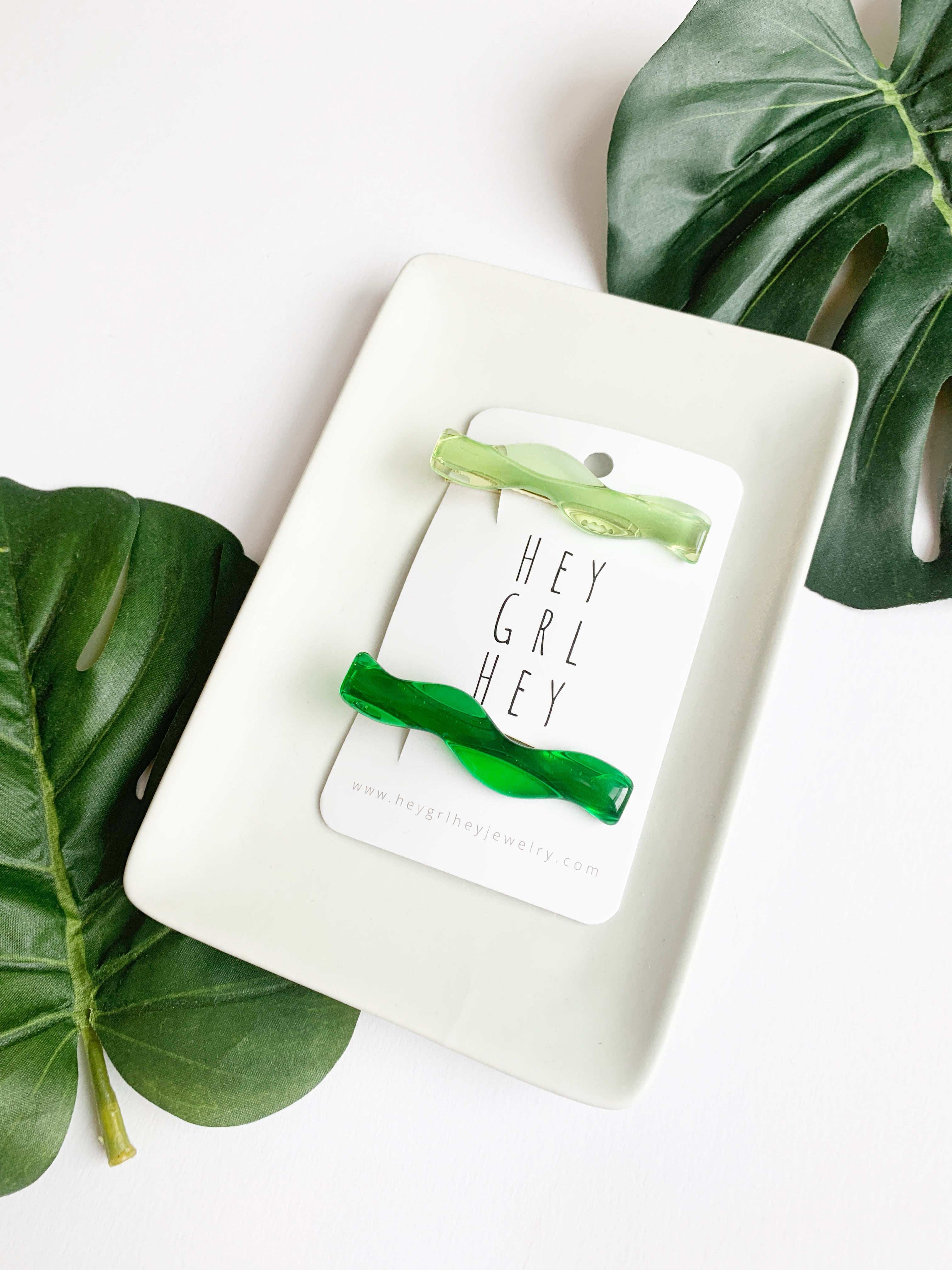 Acrylic Hair Clip Set in Greens