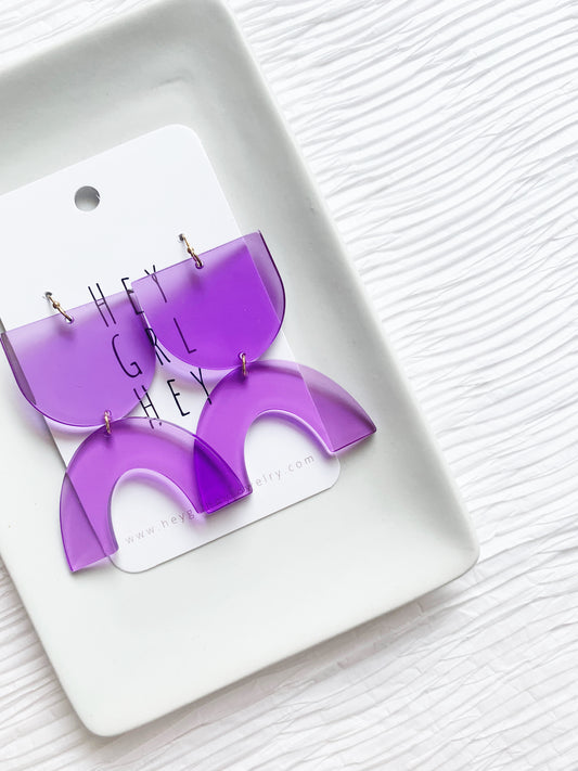 The Babe Earring in Lilac