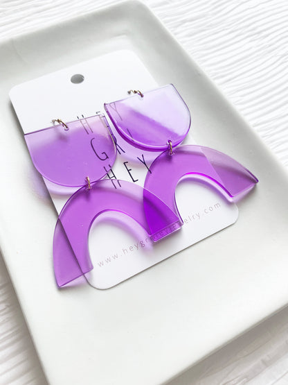 The Babe Earring in Lilac