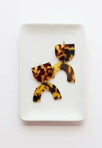 The Babe Earring in Amber Tortoise Shell